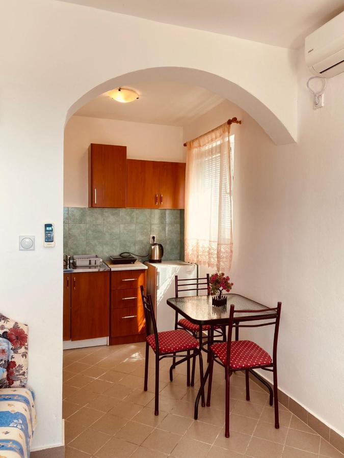 Djonovic Apartments Bar Luaran gambar