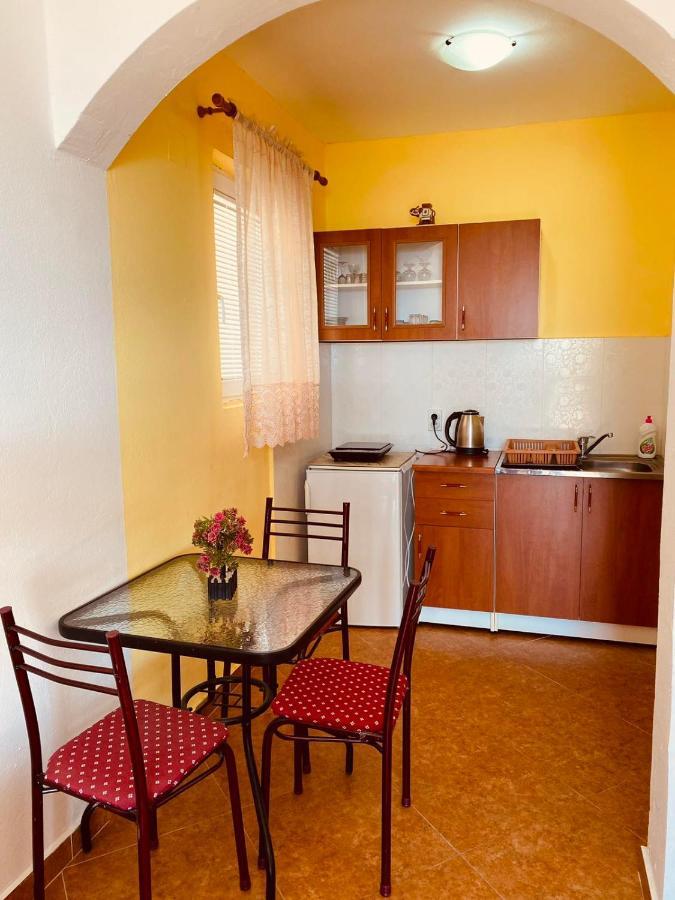 Djonovic Apartments Bar Luaran gambar
