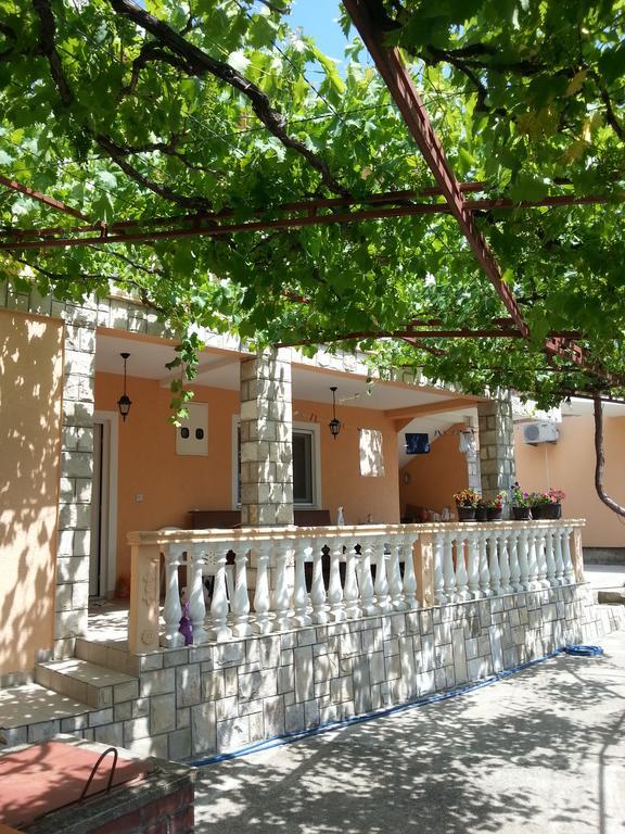 Djonovic Apartments Bar Luaran gambar